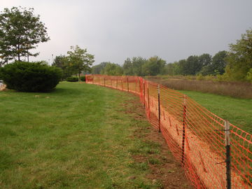 Siatka ogrodzeniowa z tworzywa sztucznego HDPE z tworzywa sztucznego na barierę ostrzegawczą budowlaną 110 * 26 mm